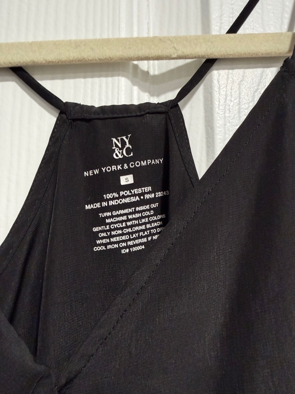 New York & Company Black Ruffle-Front V-Neck Camisole - Picture 2 of 4